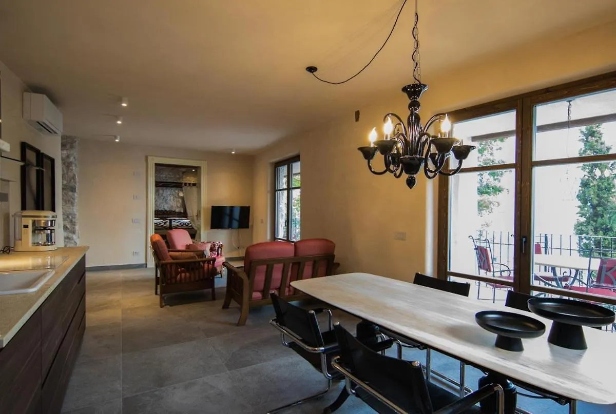شقة Casa Sopino 2 ليمونِ سول غاردا 0*,